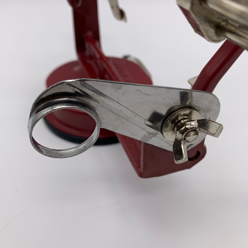 Back To Basics-Peel Away Suction Base Apple-Potato Peeler - Picture 9 of 11